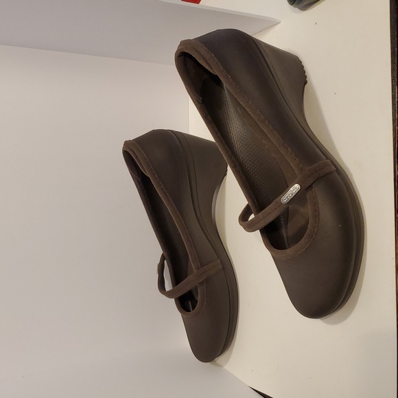 Crocs Ginger Mary Jane Wedge Heels Slip On In Brown Size 10 - Picture 5 of 12